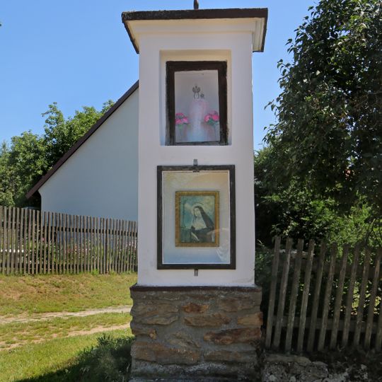 Výklenková kaplička