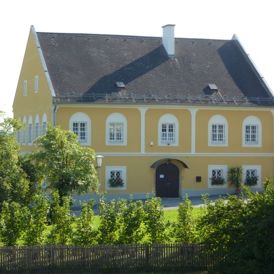 Pfarrhof