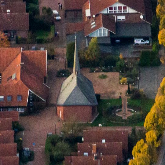 Ev. Kirche "Unter dem Kreuz"