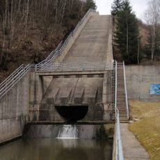 Lávka přes dolní zakončení skluzu z vodní nádrže Stanovice