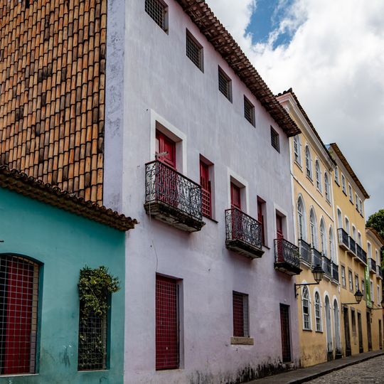 Prédio à Rua J. Castro Rabelo, nº 5