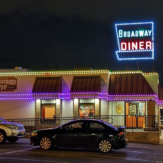 Broadway Diner