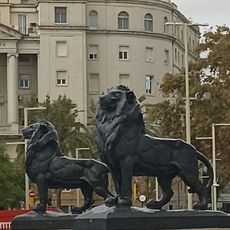 Statue
