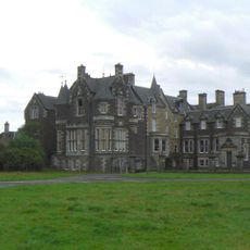 Balcarres House