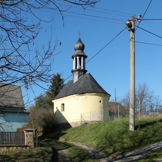 Kaple v Hrabišíně u starého hřbitova