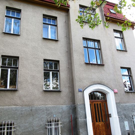 Bytový dům Na Baště sv. Ludmily čp. 243