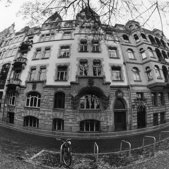 Wohn- und Geschäftshaus Dittrichring 16