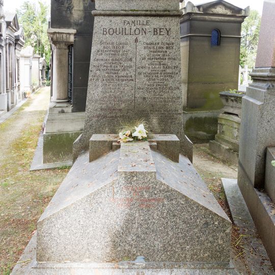 Grave of Bouillon-Bey