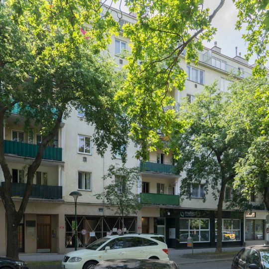 Wohnhausanlage Mexikoplatz 25