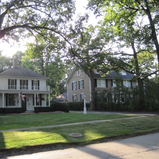 Vine-Oakwood-Green Bay Road Historic District