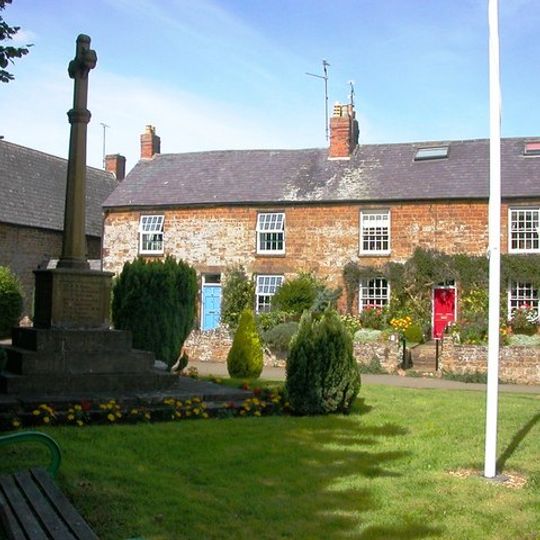 Byfield War Memorial, Northamptonshire
