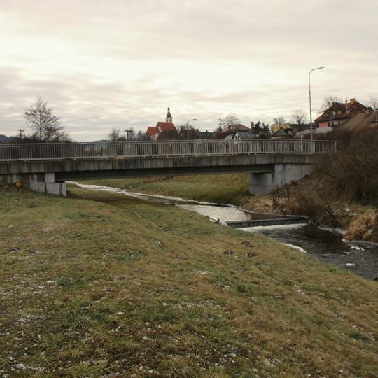 Lávka přes Polečnici v Kájově