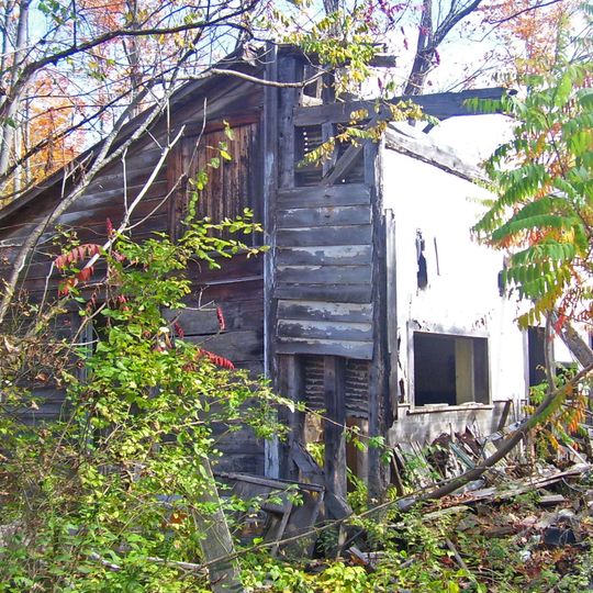 Beekman Meeting House and Friends' Cemetery