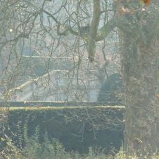 Castle Goedenraad: retaining wall