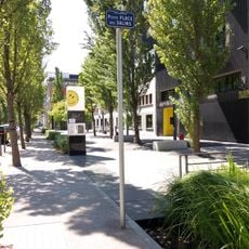 Petite place des Salins
