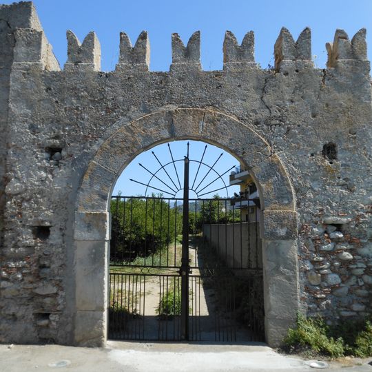 Arco merlato