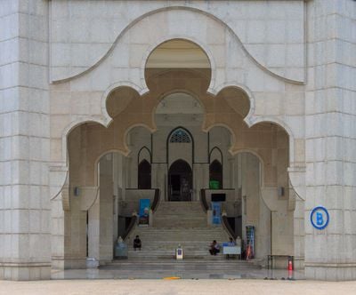 Entrance 0