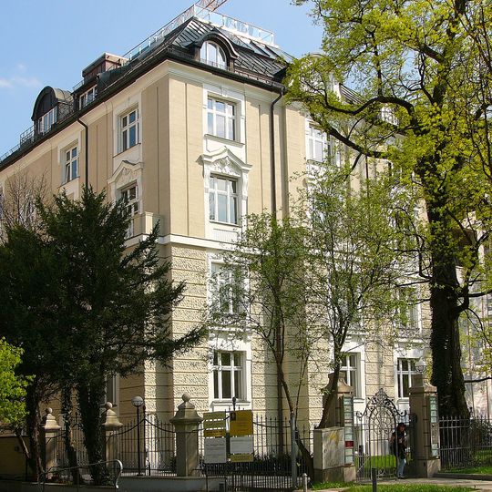 Mietshaus