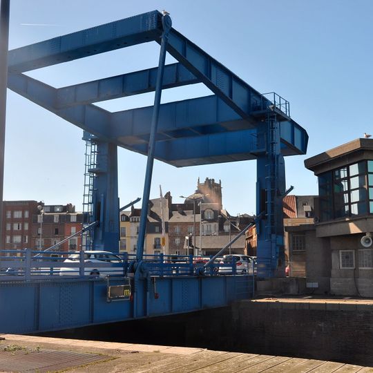 Pont levant Jehan Ango