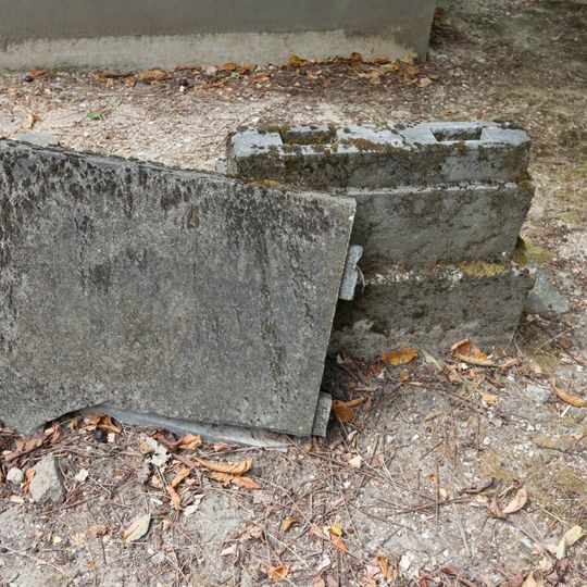 Grave of Chastenet de Puységur