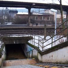 Podchod v železniční zastávce Černošice-Mokropsy