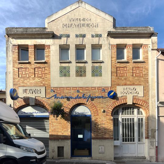 Lavoir et bains-douches de Châtillon