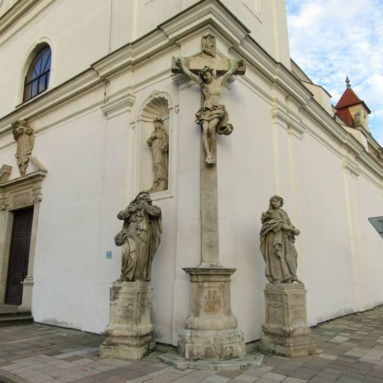 Sousoší Ukřižování ve Valticích na ulici Petra Bezruče