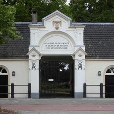 Poortgebouw Begraafplaats Bergweg