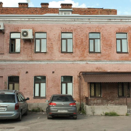 Флигели при домах Маринина, Соловьевой и Юрасова