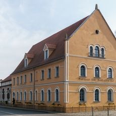 Gasthof mit Saalanbau Neue Hauptstraße 3