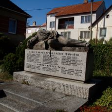 Památník obětem 1. a 2. sv. války v Třebelovicích