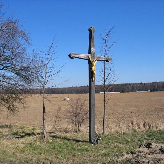 Dřevěný pamětní kříž u Velké Dobré