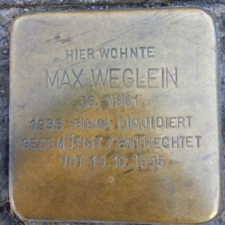 Stolperstein dedicated to Max Weglein