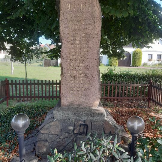 Pomník padlým ve Zdechovicích