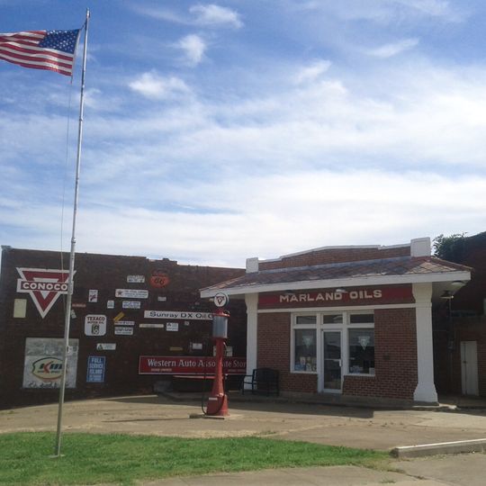 Marland Filling Station