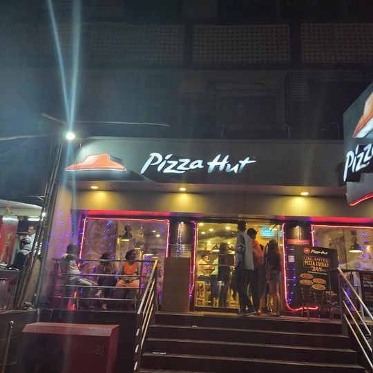 Pizza Hut
