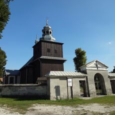 Brama na cmentarz przykościelny