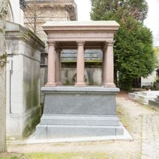 Grave of Desnoyers-Paris