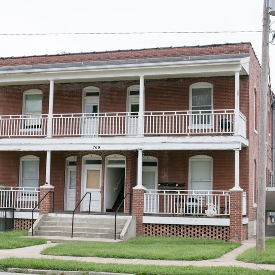 Robert B. and Vitae A. Kite Apartment Building