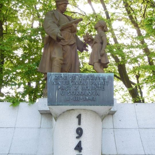 World War II Memorial at Chodov cemetery