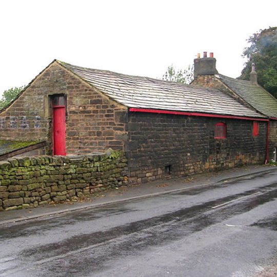 Sunnyside Farmhouse And Attached Barn