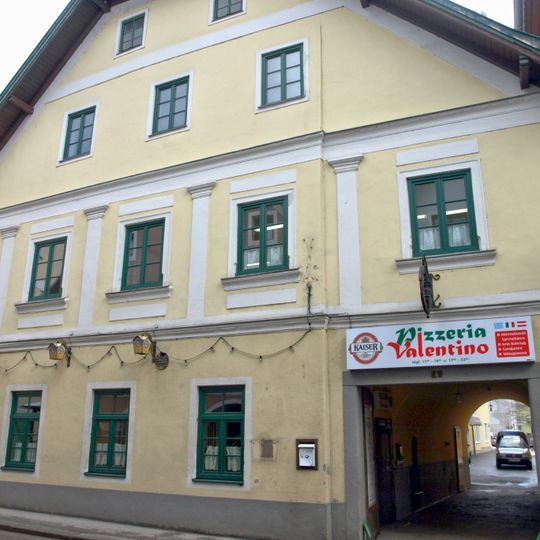 Wohnhaus, ehem. Gasthaus zum Schwarzen Bären