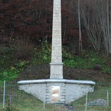 Obelisk am Kasperlbach