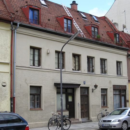 Vorstadthaus