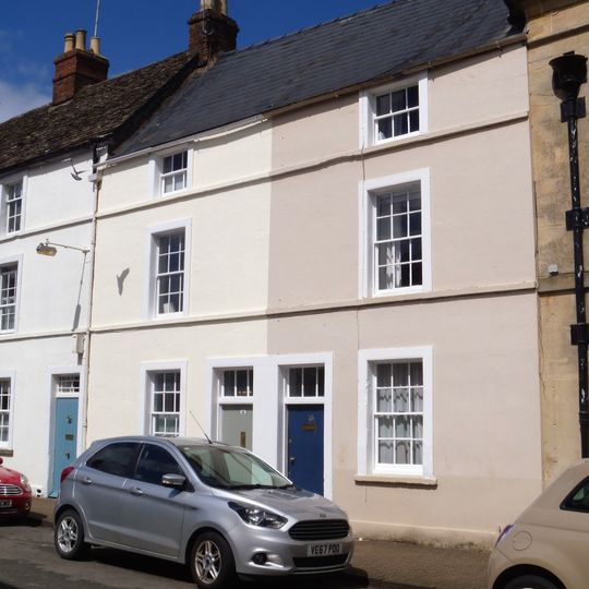 16 And 18, Gloucester Street