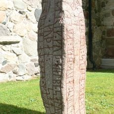 Östergötlands runinskrifter 201