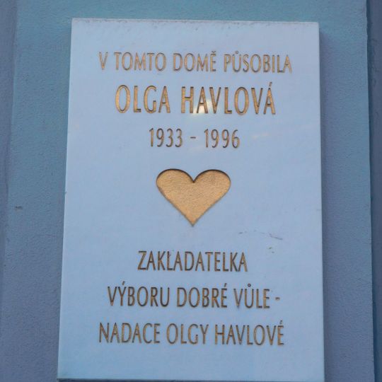 Plaque to Olga Havlová
