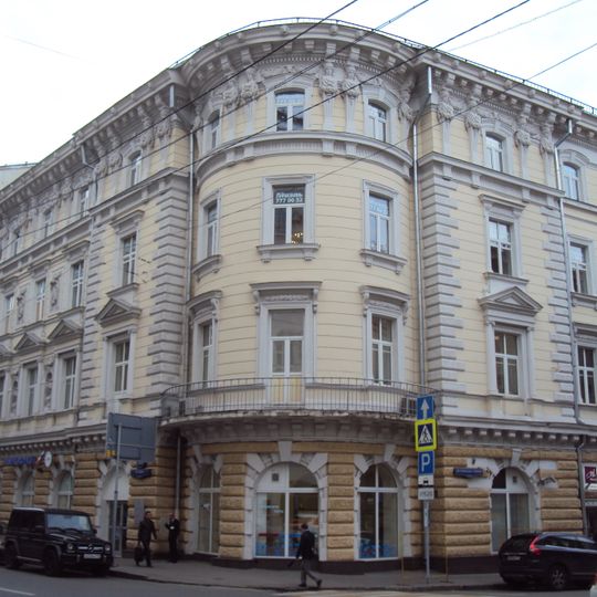 Profitable houses of the Partnership of Petrovsky trade lines in Moscow