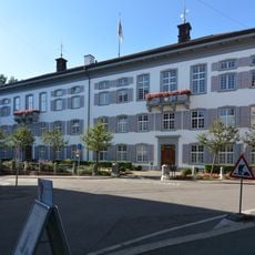 Government building (Freihof)