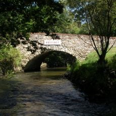 Stone bridge in Ves